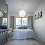 Rivitalo Luontopolkujen Vieressae Appartement Helsinki